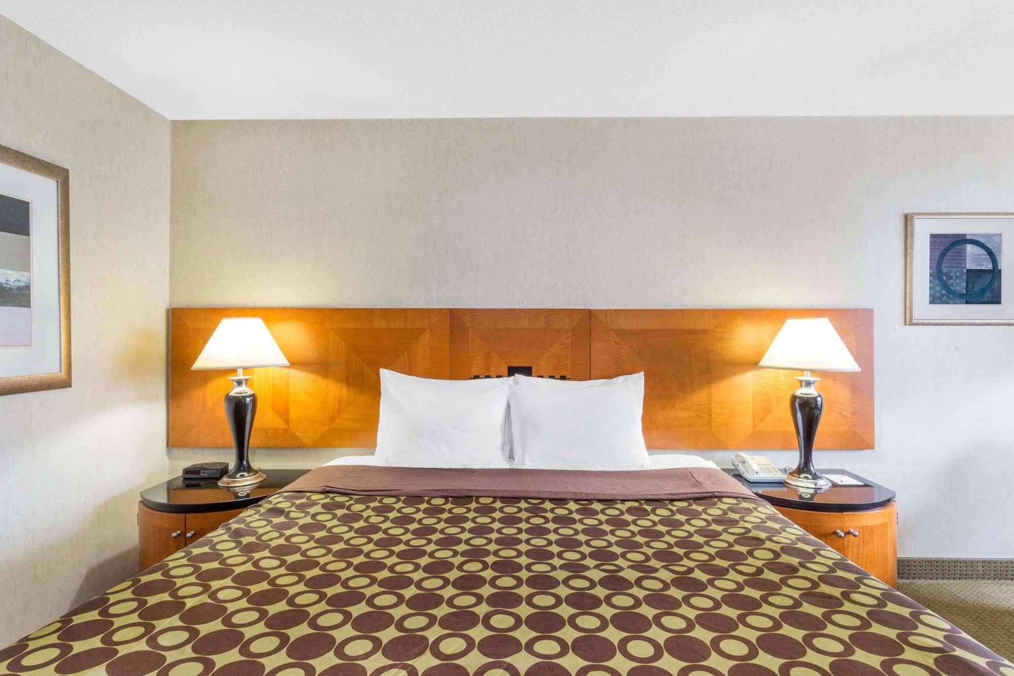 Мотель Ramada By Wyndham Гаррісонбурґ Екстер'єр фото