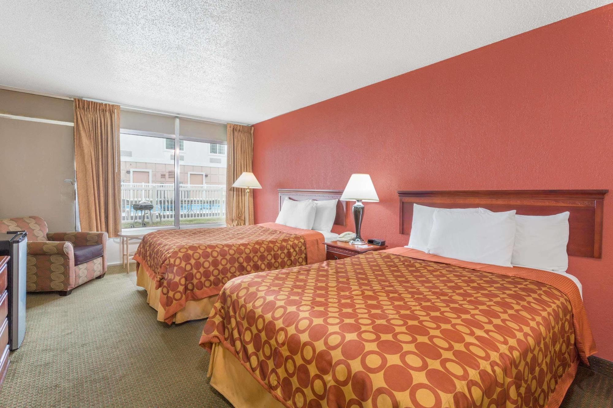 Мотель Ramada By Wyndham Гаррісонбурґ Екстер'єр фото