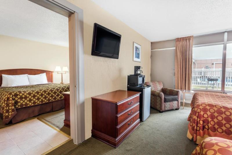 Мотель Ramada By Wyndham Гаррісонбурґ Екстер'єр фото